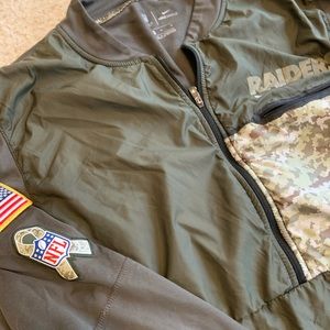 Nike Military NFL Raiders Pulllover, M
